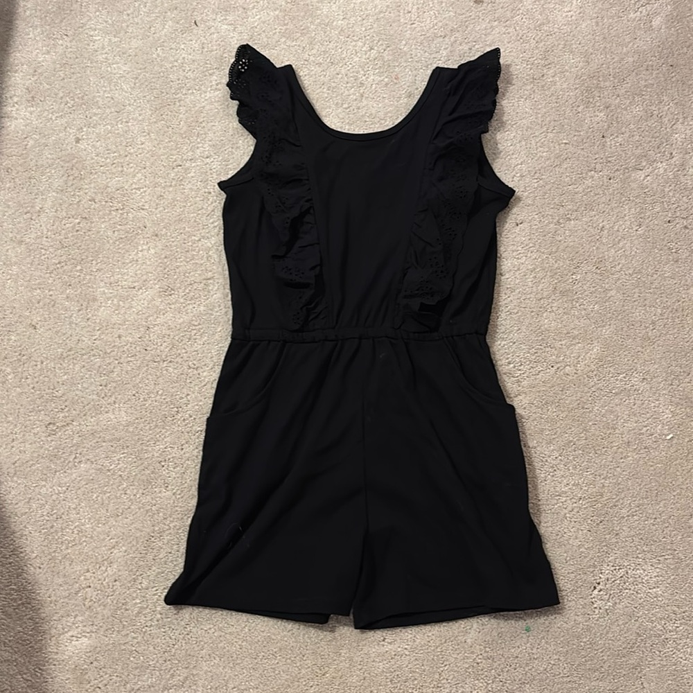 Cute black ruffled butterfly jumper for girls 🦋🖤